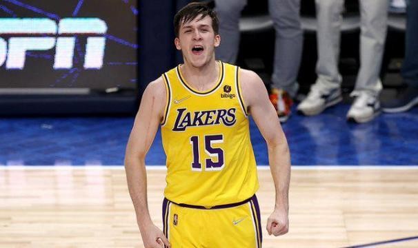 星空体育官网-吸取教训！湖人全力留下里夫斯 哈登欧文彻底无缘？